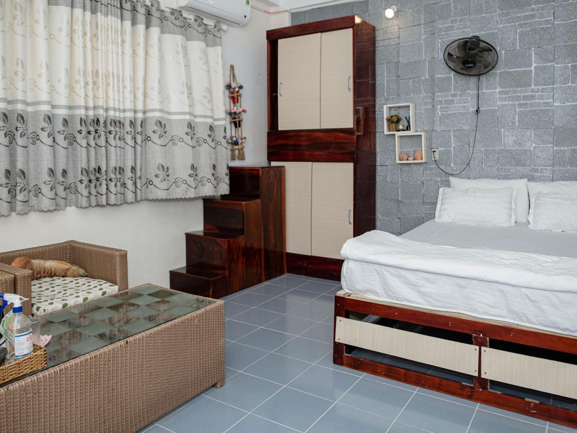 Bui Hostel - Ben Tau Rạch Giá Luaran gambar